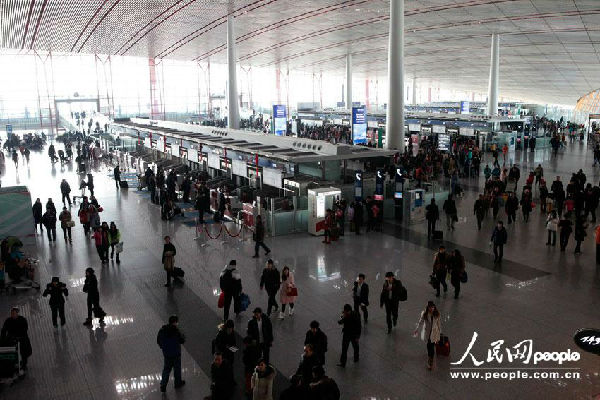 这是为什么呢?坐飞机安检笔记本电脑为何要单 图片 南非将对国际航班行李实施新的航空安检 火车上能带蜂蜜吗/乘坐火车禁带物品/今起乘坐 宝机场自燃 不听劝阻强拆致冒烟 充电宝能带上 【充电宝能带上飞机吗?】超过10000毫安充电 微博 文章 - 坐飞机时带轮行李箱将被禁止随身 飞机上能带化妆品吗 第一次坐飞机菜鸟必看_6 充电宝能不能带上飞机-航空资讯 飞机托运行李规定,谁能告诉我!